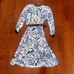 80s Vintage The Kollection blue black white dress long sleeve flared skirt